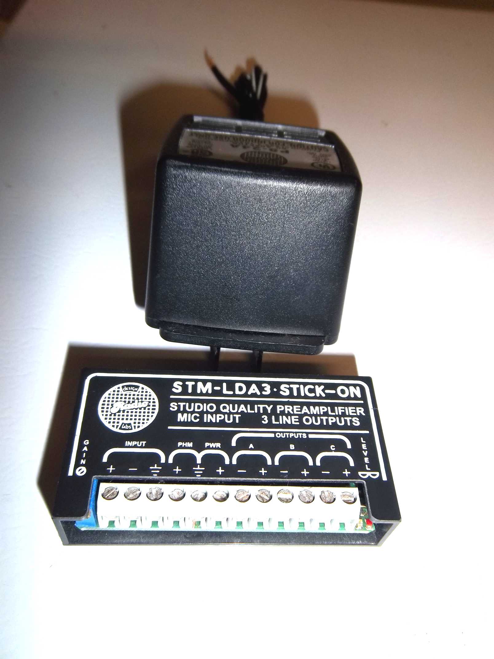 Radio Design Labs STM-LDA3 Stick-On Mic Preamp